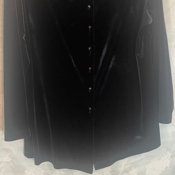 Carole Little Black Velvet Button-Down Shirt Jacket Preworn Good Condition - Picture 4 of 9